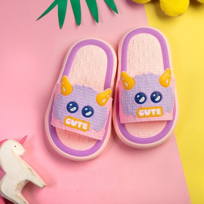 دمپایی بچگانه پایون مدل جی جی کد 134